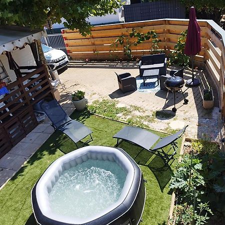 Отель Havre De Paix Bord De Saone Avec Jacuzzi Масьё Экстерьер фото